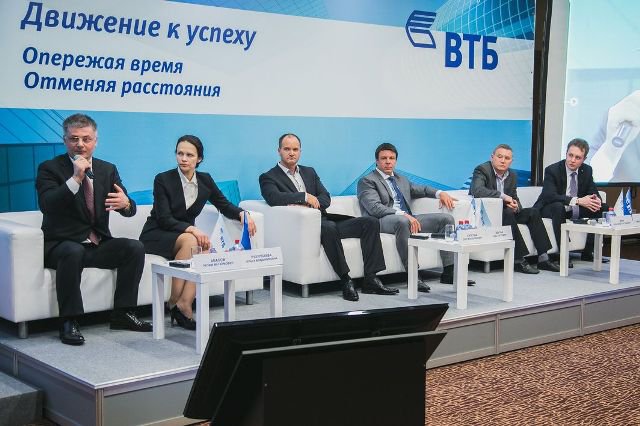 Рустам Минниханов попросил «ВТБ» о спецпродуктах для резидентов ОЭЗ