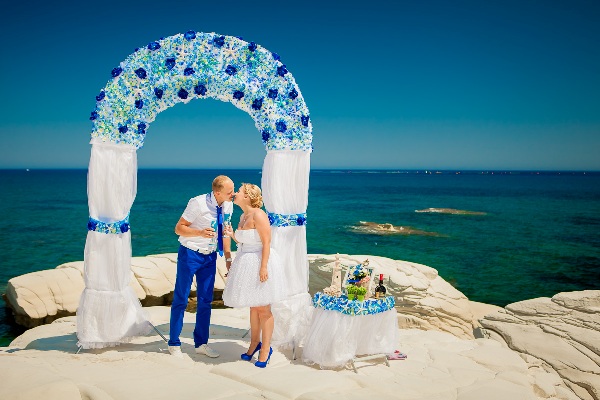 Свадьба на Кипре: символическая или официальная?