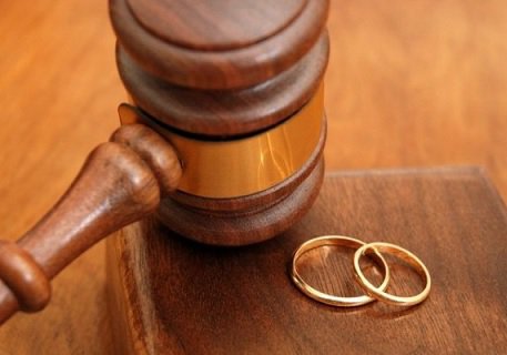 Госсовет РТ предложил усложнить процедуру расторжения брака