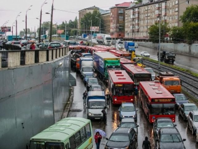 Автомобилизация бросила вызов транспортной системе Казани