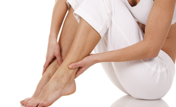 Боль в суставах ног: причины, диагностика, лечение