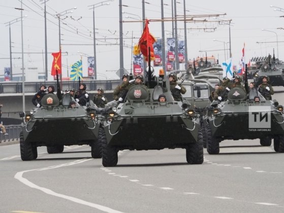 26 парадных расчетов участвовали в Параде Победы в Казани