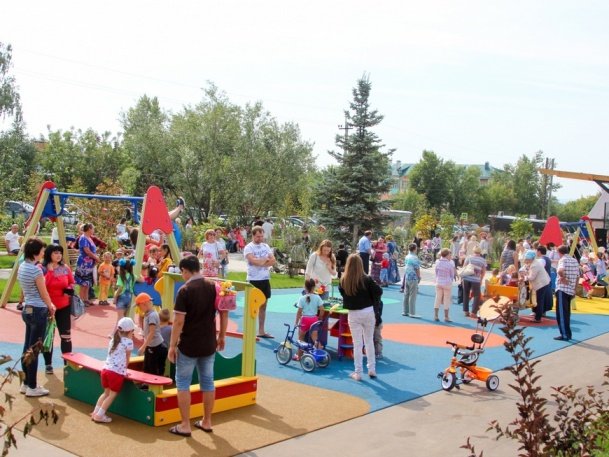 В поселке Нагорный открылась детская площадка 