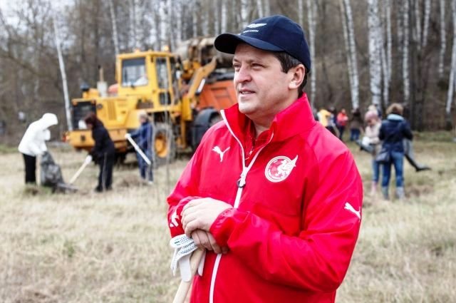 И. Метшин объяснил массовую вырубку деревьев в Советском районе