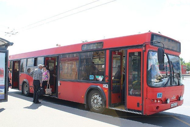 Проблемы оплаты проезда в автобусах Казани захлестнули город