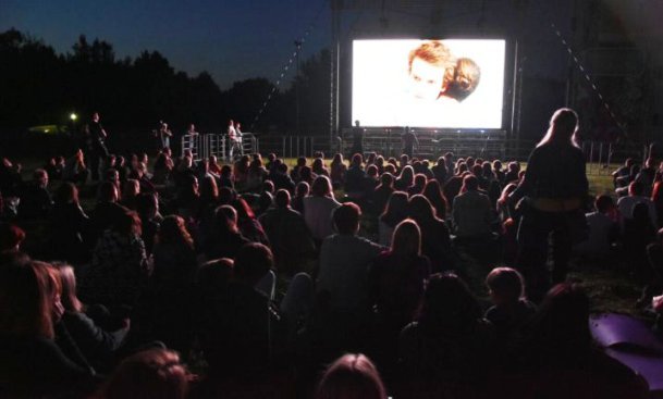 VI Всемирный фестиваль уличного кино прошел в Челнах