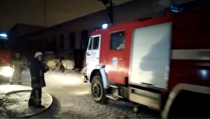 Прокуратура РТ проводит  проверку горевшего мебельного склада в Казани