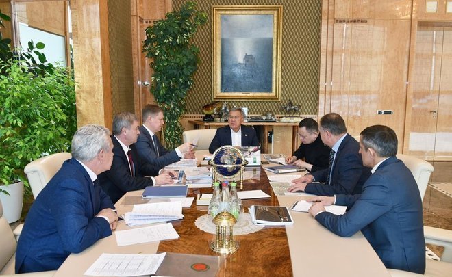 Президент Татарстана провел серию встреч с представителями компаний-застройщиков