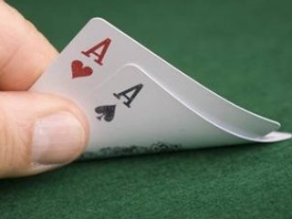 Почему об академии покера отзывы положительные?