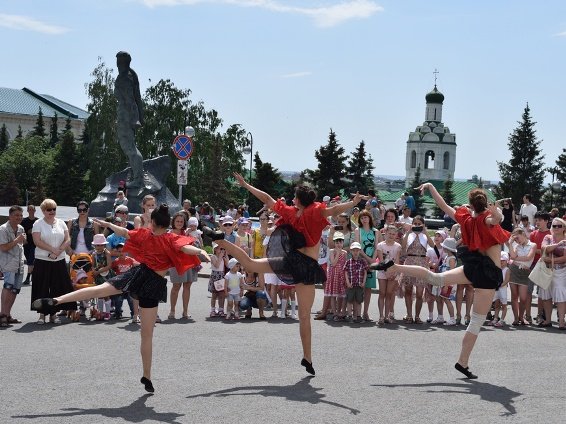 100 мероприятий пройдет в Казани в честь Дня защиты детей