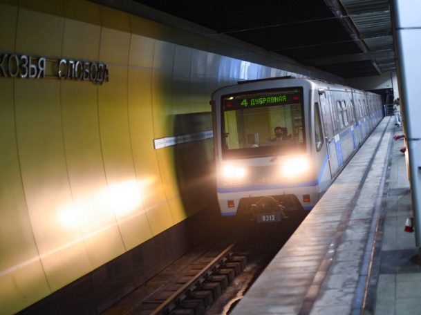 В казанском метрополитене запустили «Поезд финансовой грамотности»