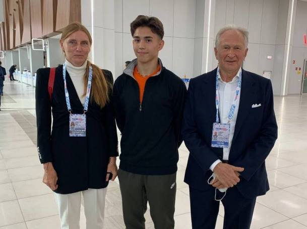 Школьник из Казани Р. Шафиков установил мировой рекорд по многоборью